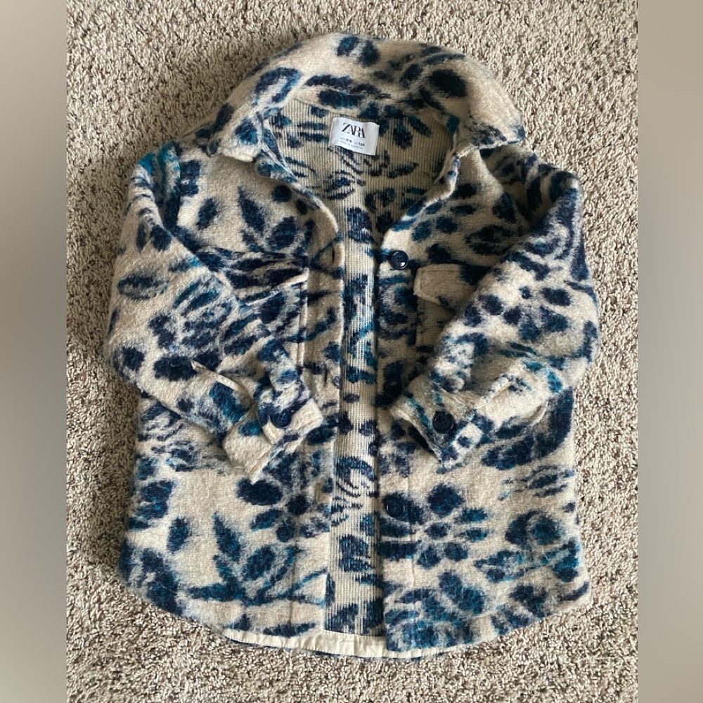 Zara Girl’s Button-up shirt sweater size 8-9